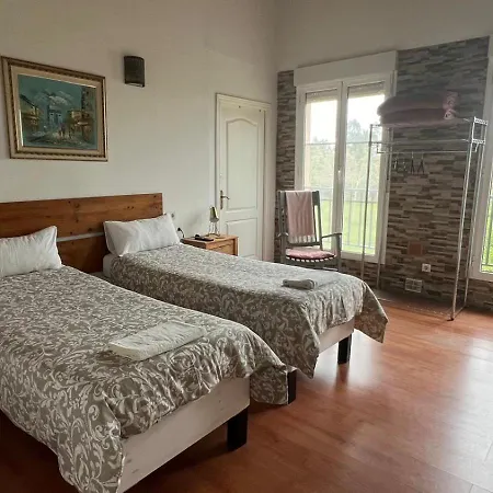 Twin Pines Camino Norte Ubytování v soukromí Arzúa